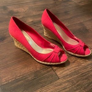 Moda size 9 red sandals